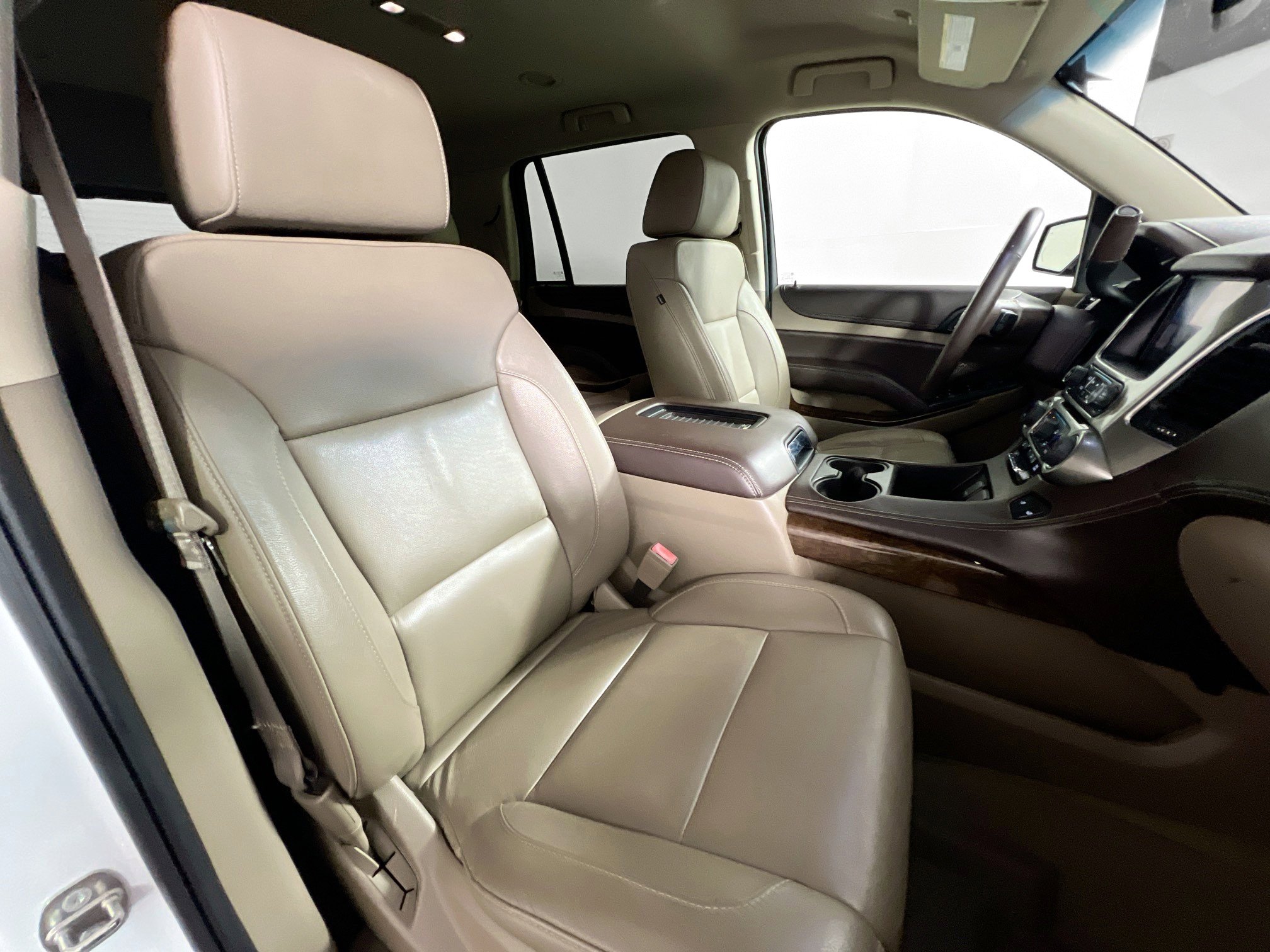 Used 2016 Chevrolet Tahoe LT w/ Luxury Package RWD image 31