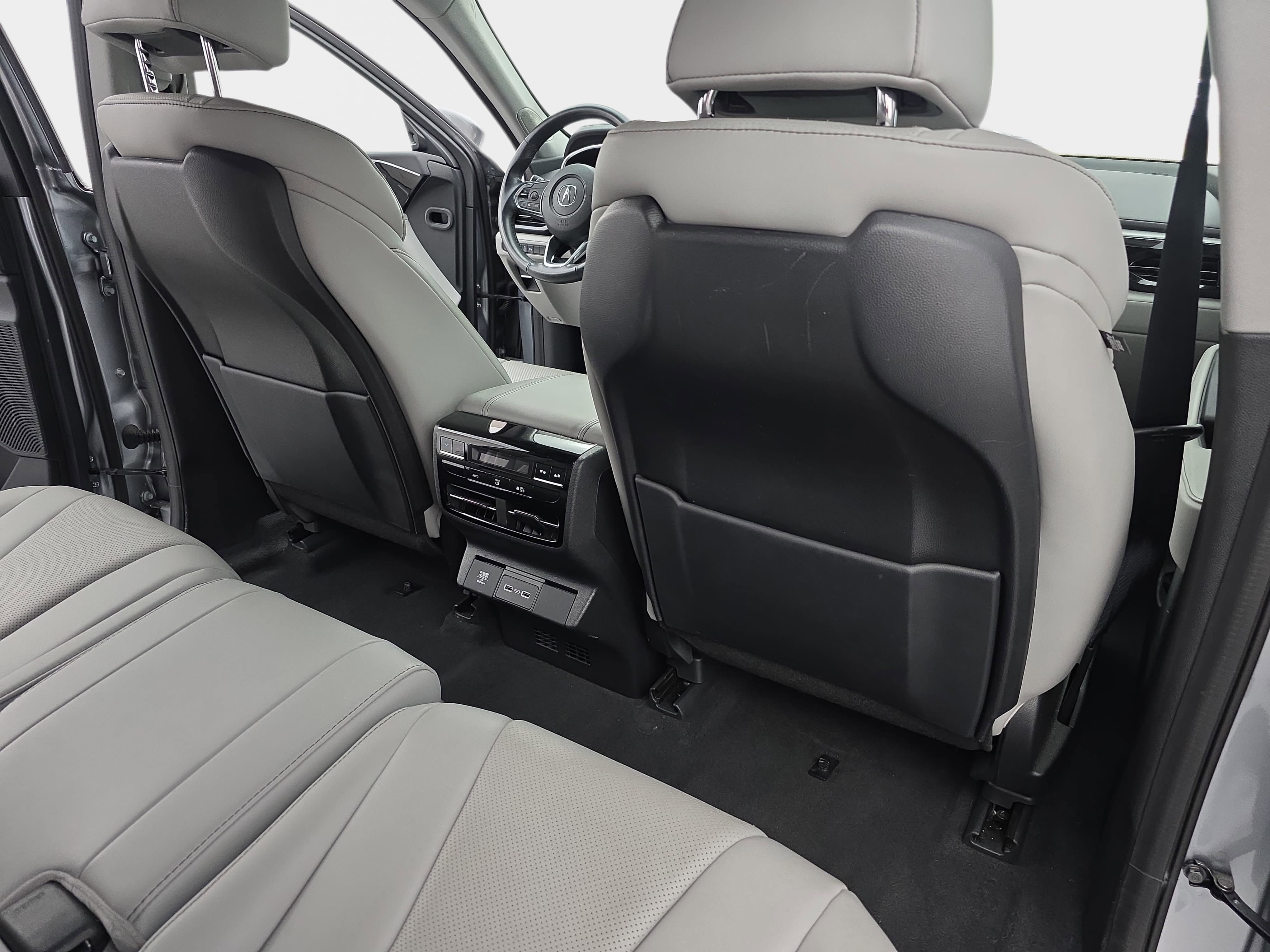 Certified 2023 Acura MDX FWD w/ Technology Package image 11