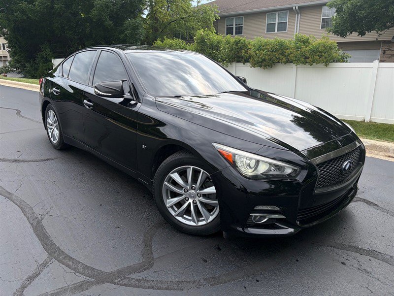 Used 2015 INFINITI Q50 Premium w/ Navigation Package AWD/4WD image 2