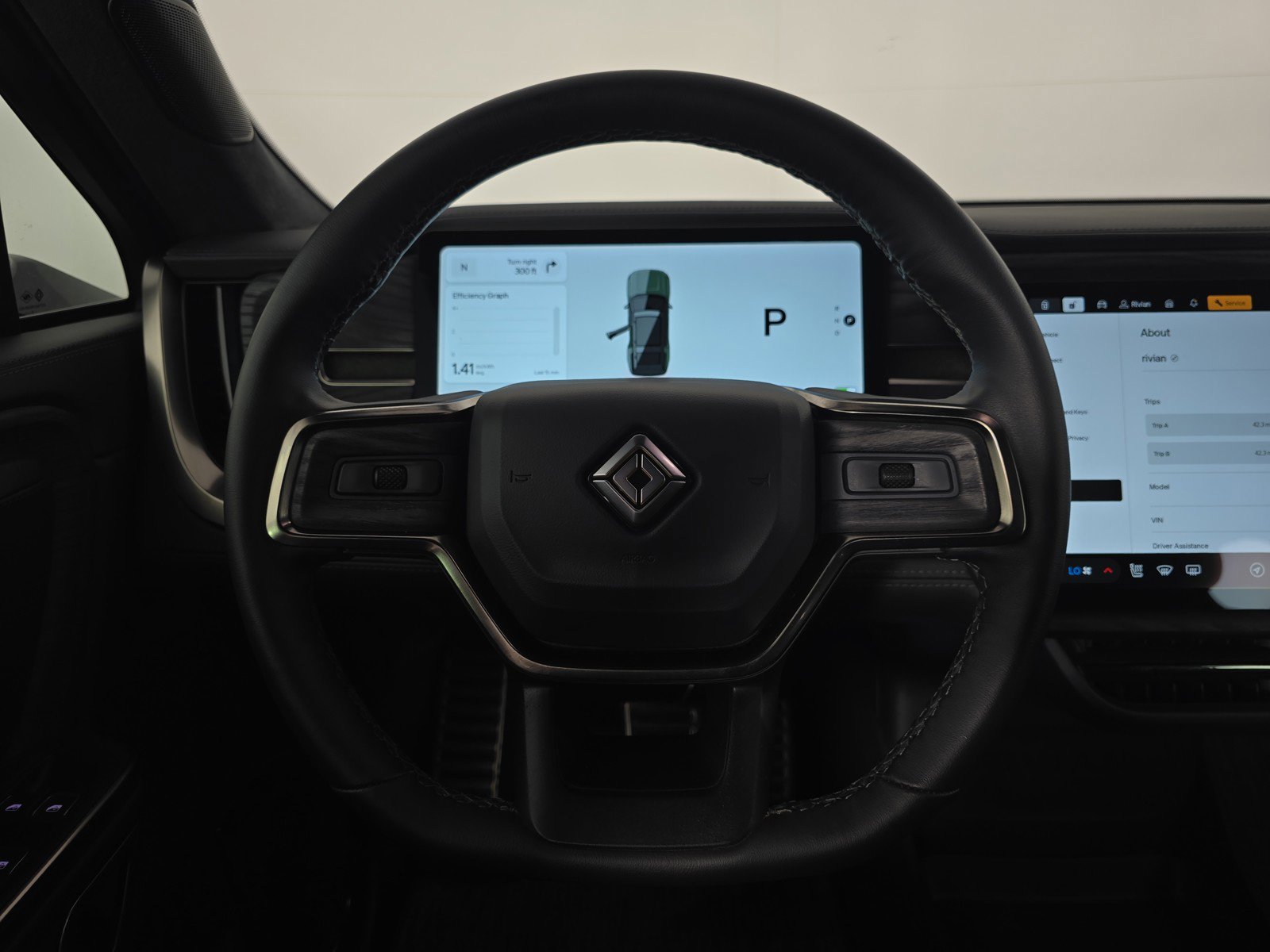Used 2024 Rivian R1S Adventure AWD/4WD image 26