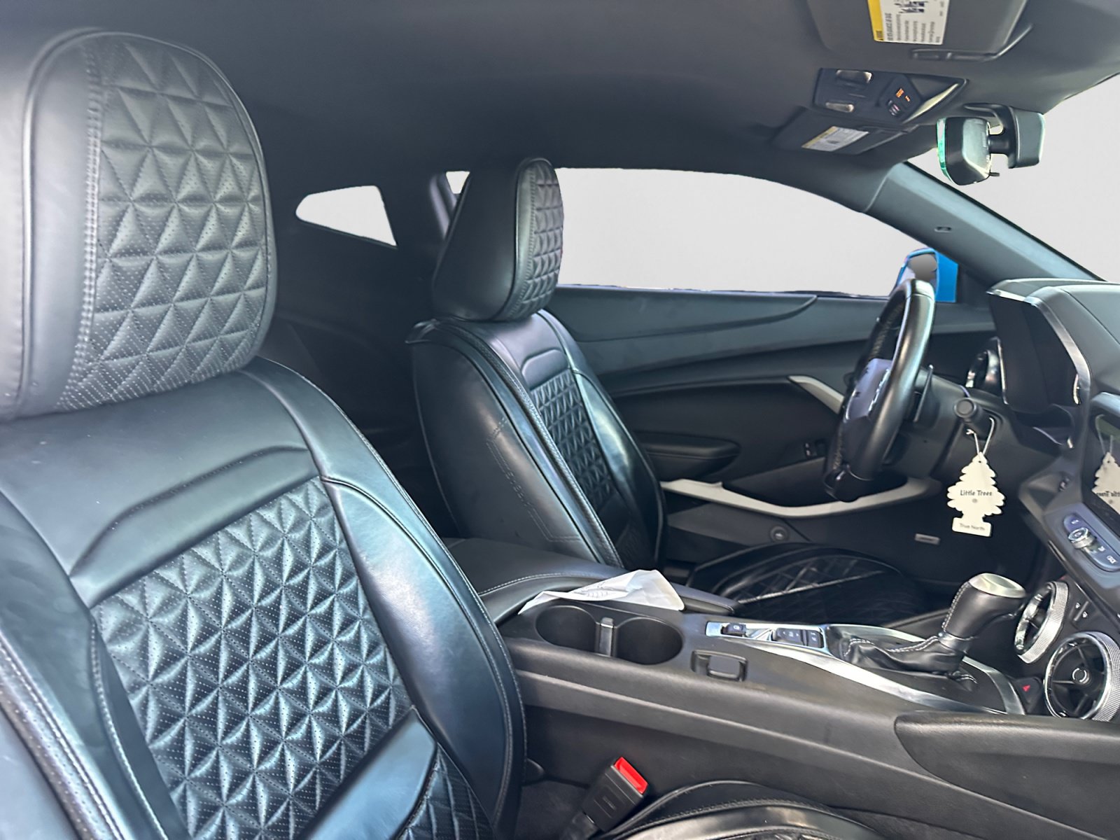 Used 2023 Chevrolet Camaro LT w/ Technology Package RWD image 16