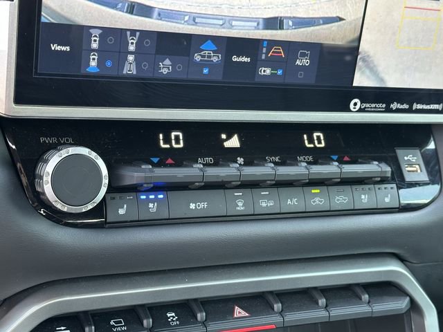 Used 2023 Toyota Tundra Platinum AWD/4WD image 19