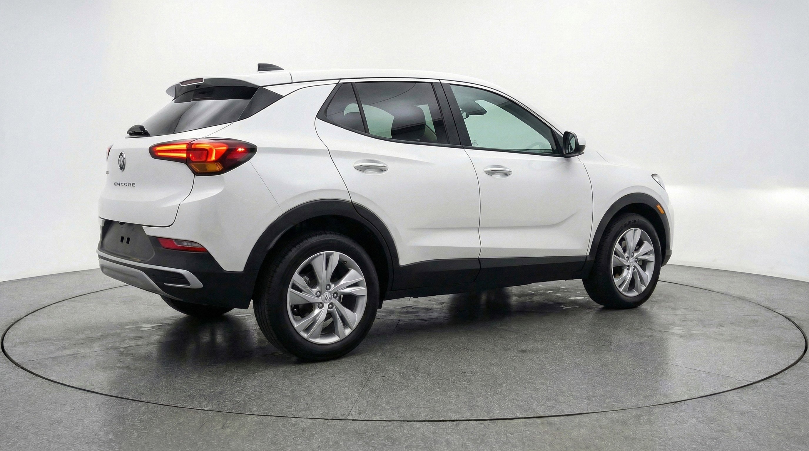 Used 2025 Buick Encore GX Preferred image 9