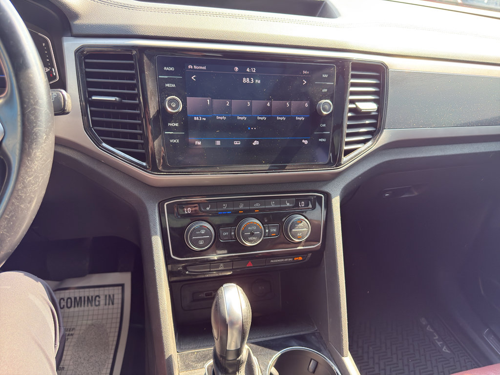 Used 2020 Volkswagen Atlas Cross Sport SEL Premium AWD/4WD image 19