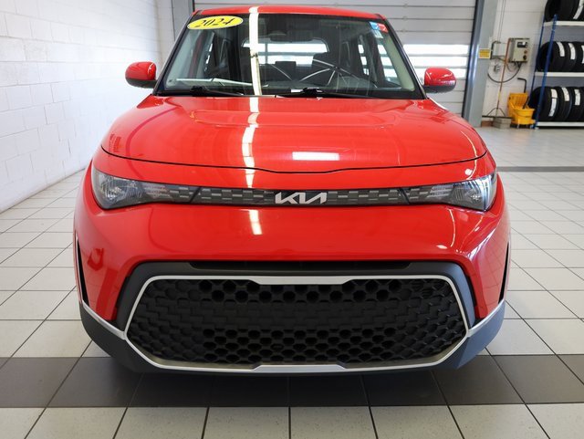Used 2024 Kia Soul LX w/ Option Group 015 image 18