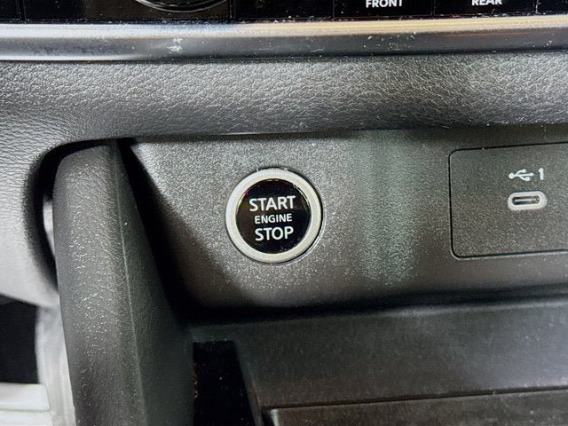 Used 2022 Nissan Rogue SV AWD/4WD image 18