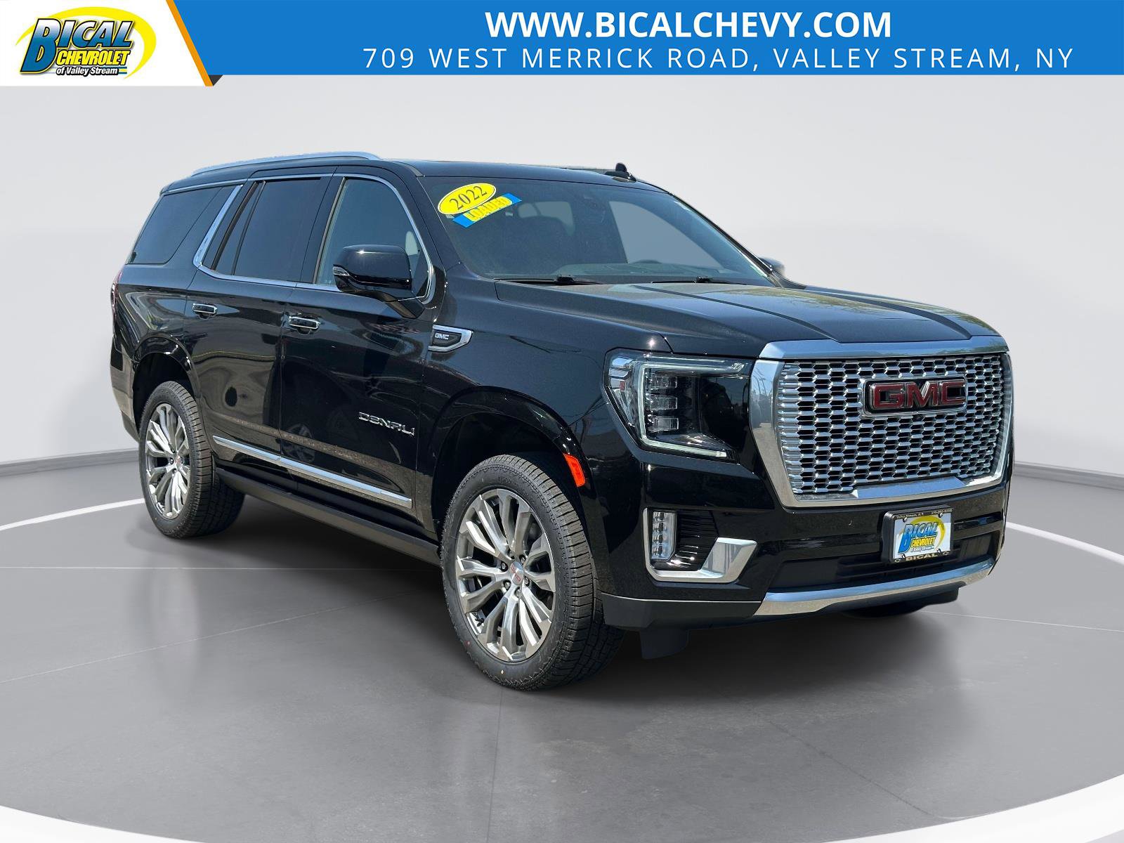 Used 2022 GMC Yukon Denali w/ Denali Ultimate Package AWD/4WD image 1