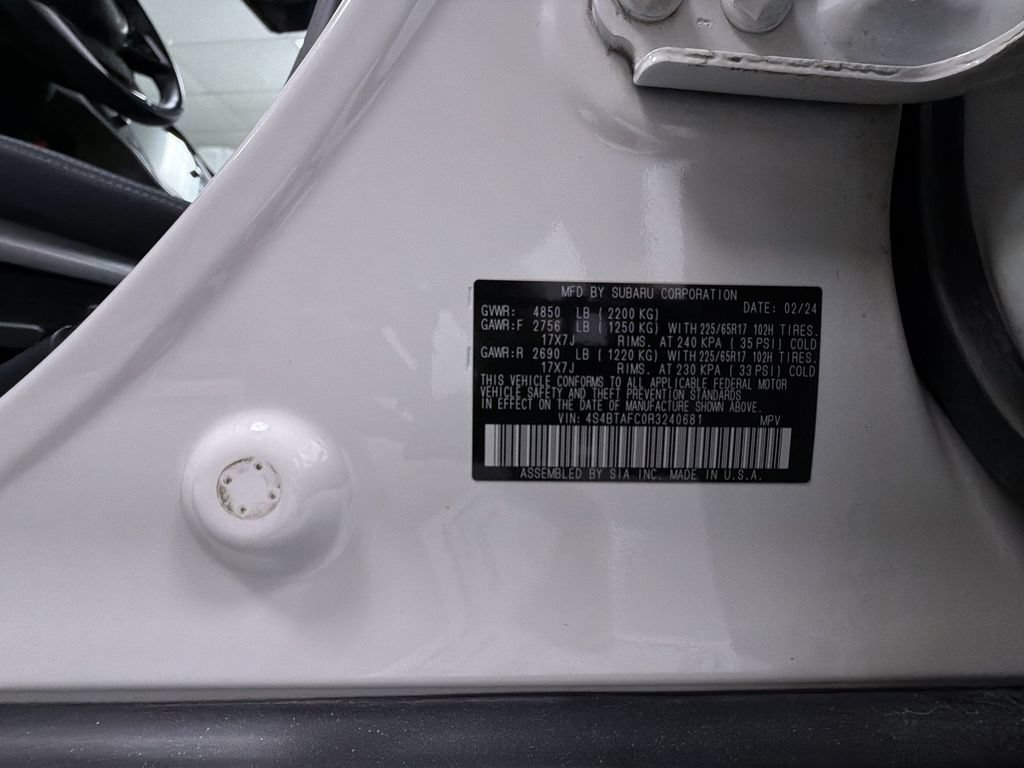 Used 2024 Subaru Outback Premium AWD/4WD image 14