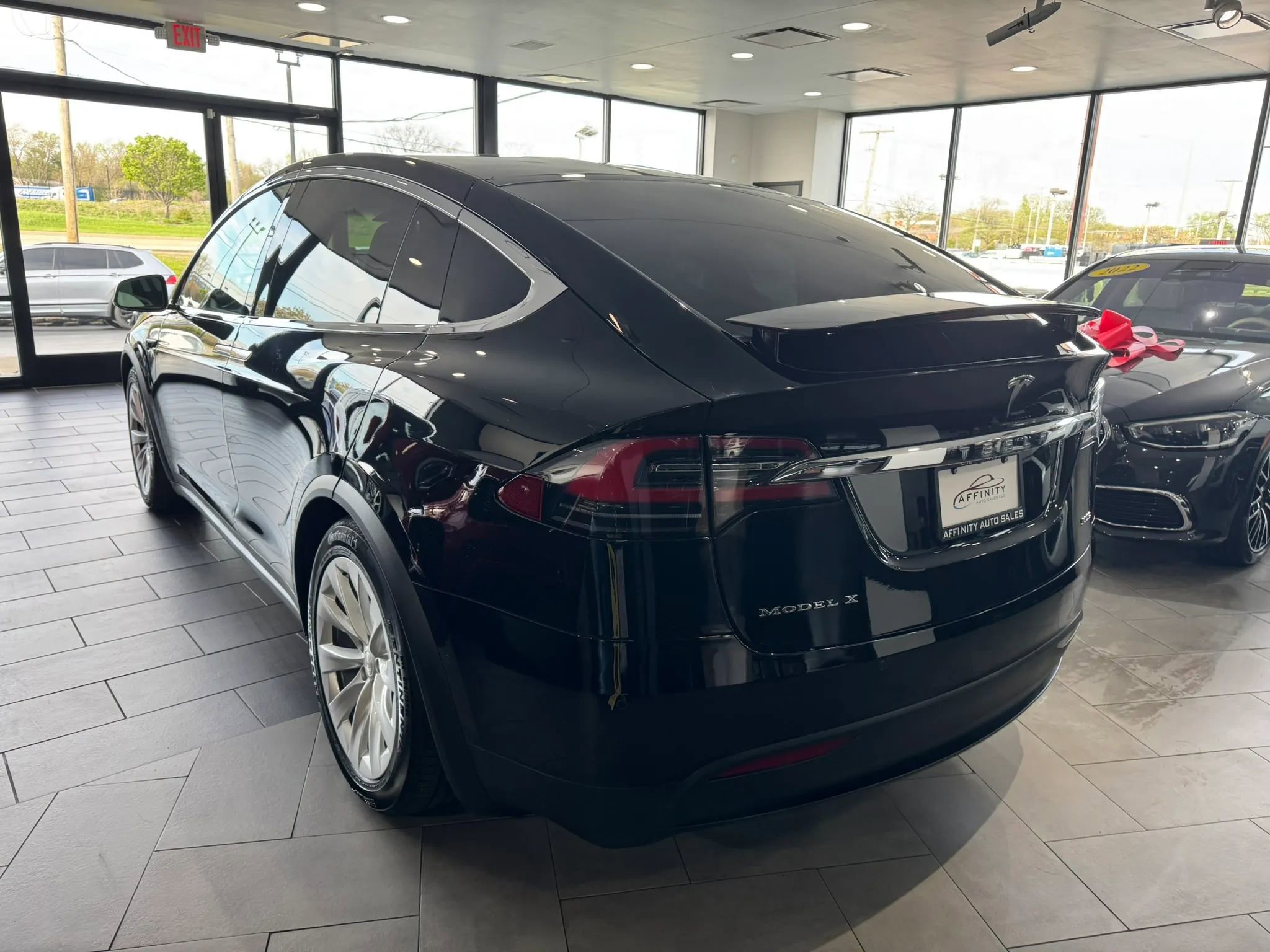 Used 2017 Tesla Model X 100D image 3