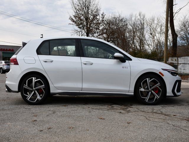 New 2026 Volkswagen GTI SE FWD image 8
