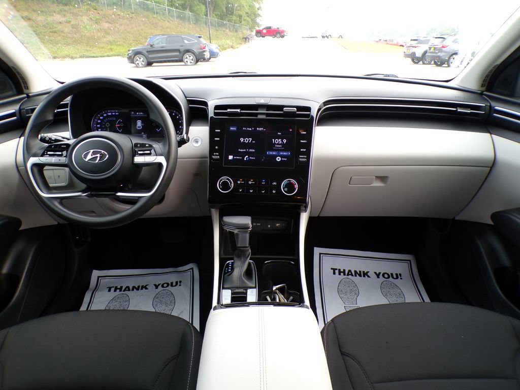 Used 2023 Hyundai Tucson SEL FWD image 18