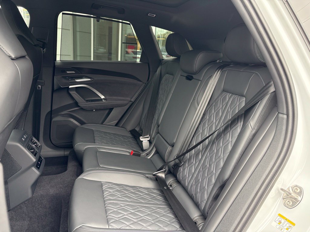 New 2026 Audi SQ5 Prestige AWD/4WD image 31