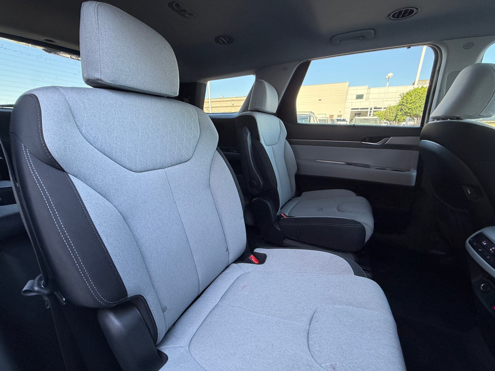 Used 2021 Hyundai Palisade SEL w/ Convenience Package FWD image 18