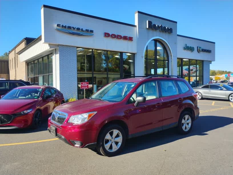 Used 2016 Subaru Forester 2.5i w/ Alloy Wheel Package