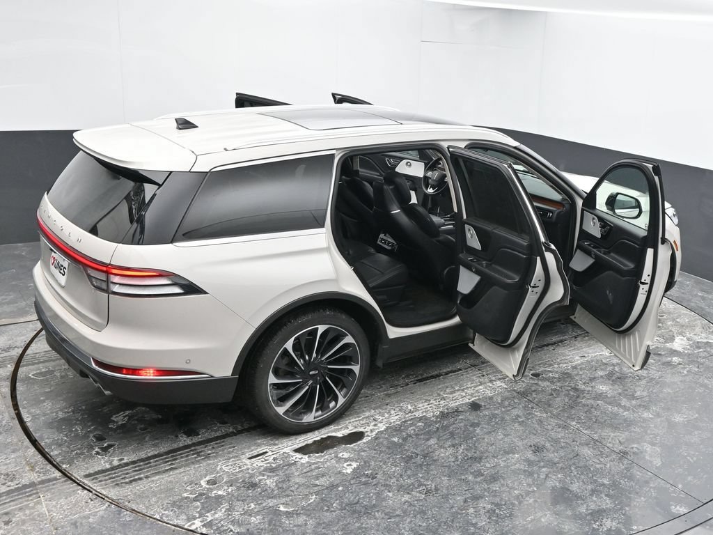Used 2024 Lincoln Aviator Reserve w/ Equipment Group 201A AWD/4WD image 67
