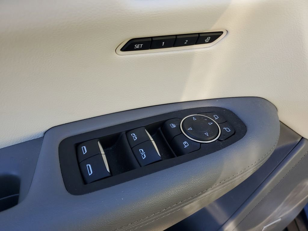 Used 2024 Cadillac XT6 Premium Luxury w/ LPO, Floor Liner Package image 25