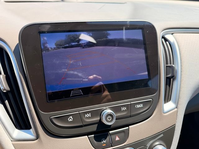 Used 2022 Chevrolet Malibu LS FWD image 19