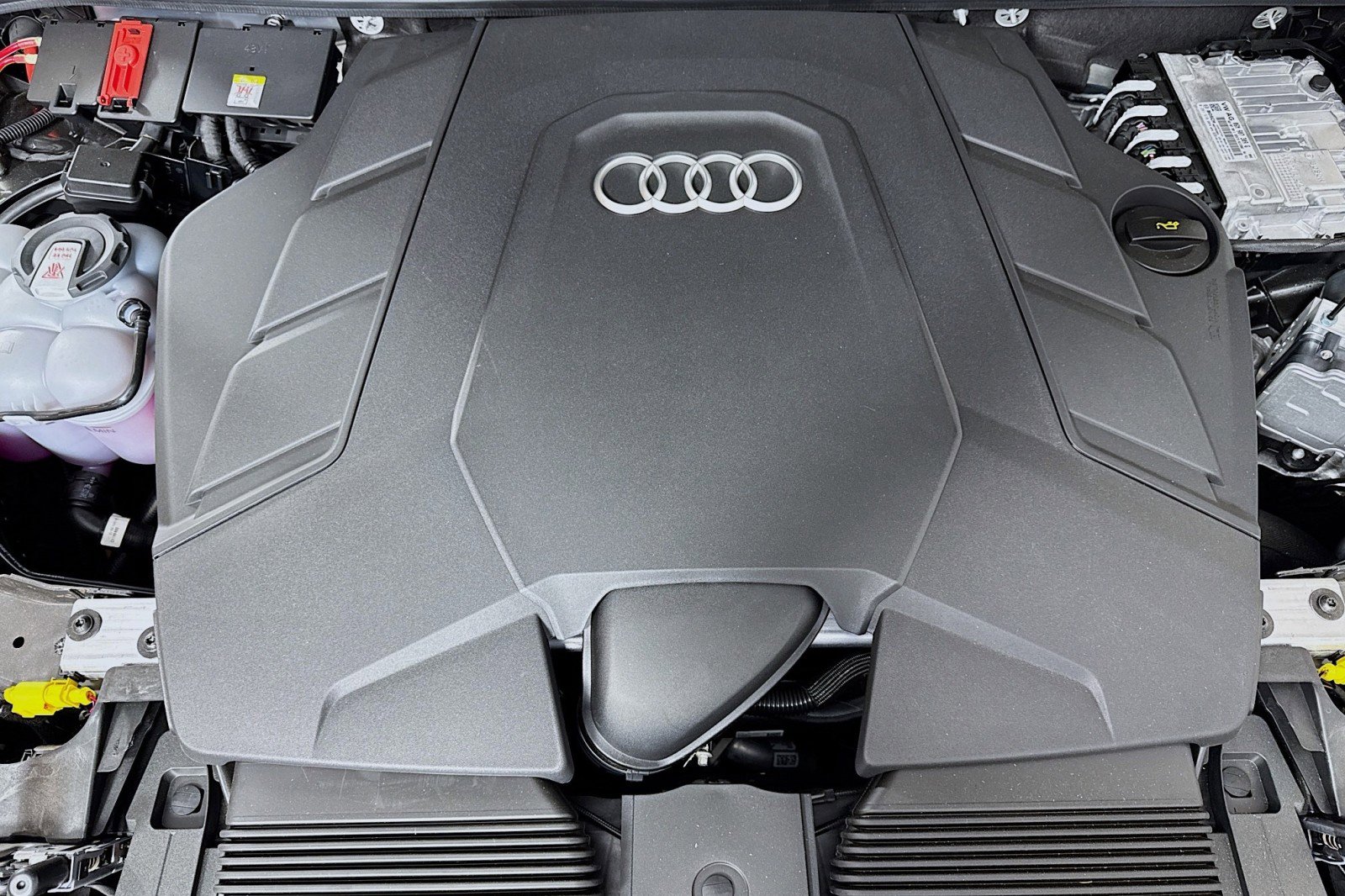 New 2025 Audi Q7 3.0T Prestige image 28