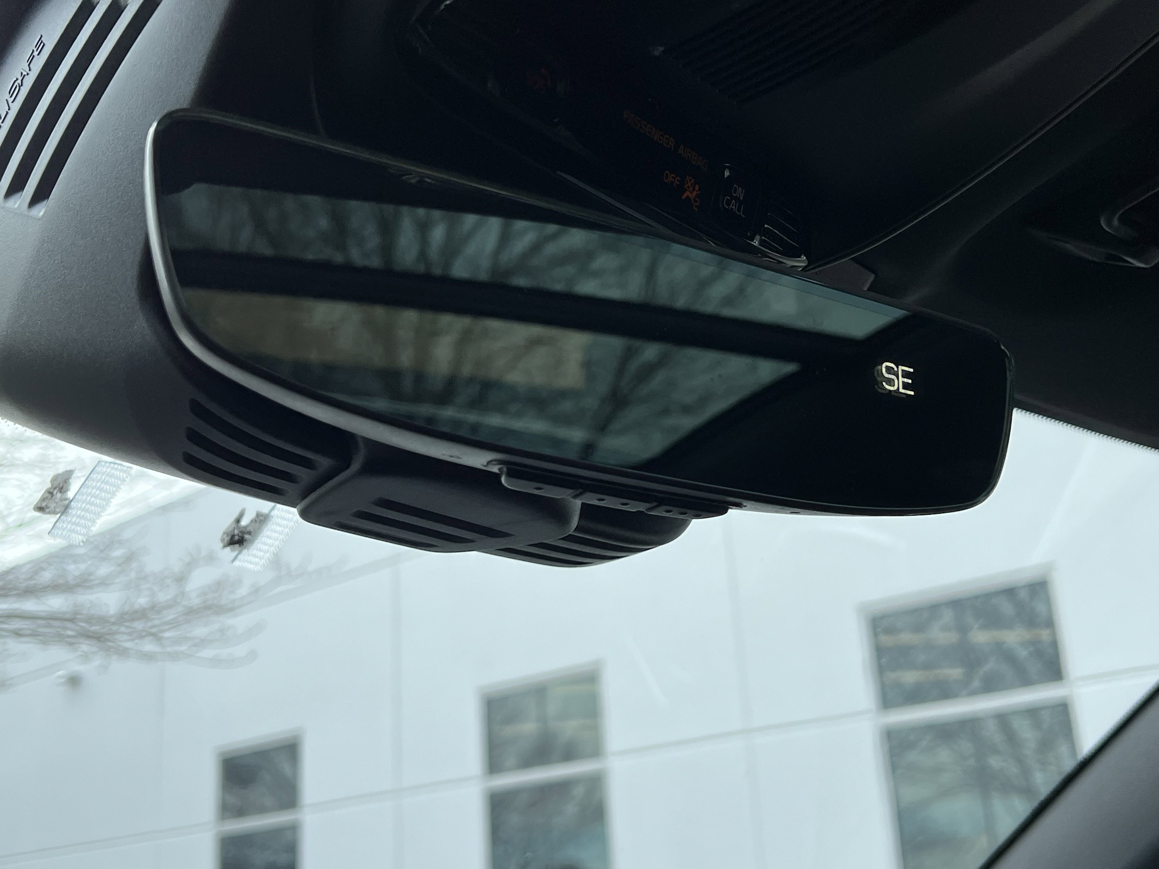 Used 2021 Volvo XC90 T6 Momentum w/ Advanced Package image 27