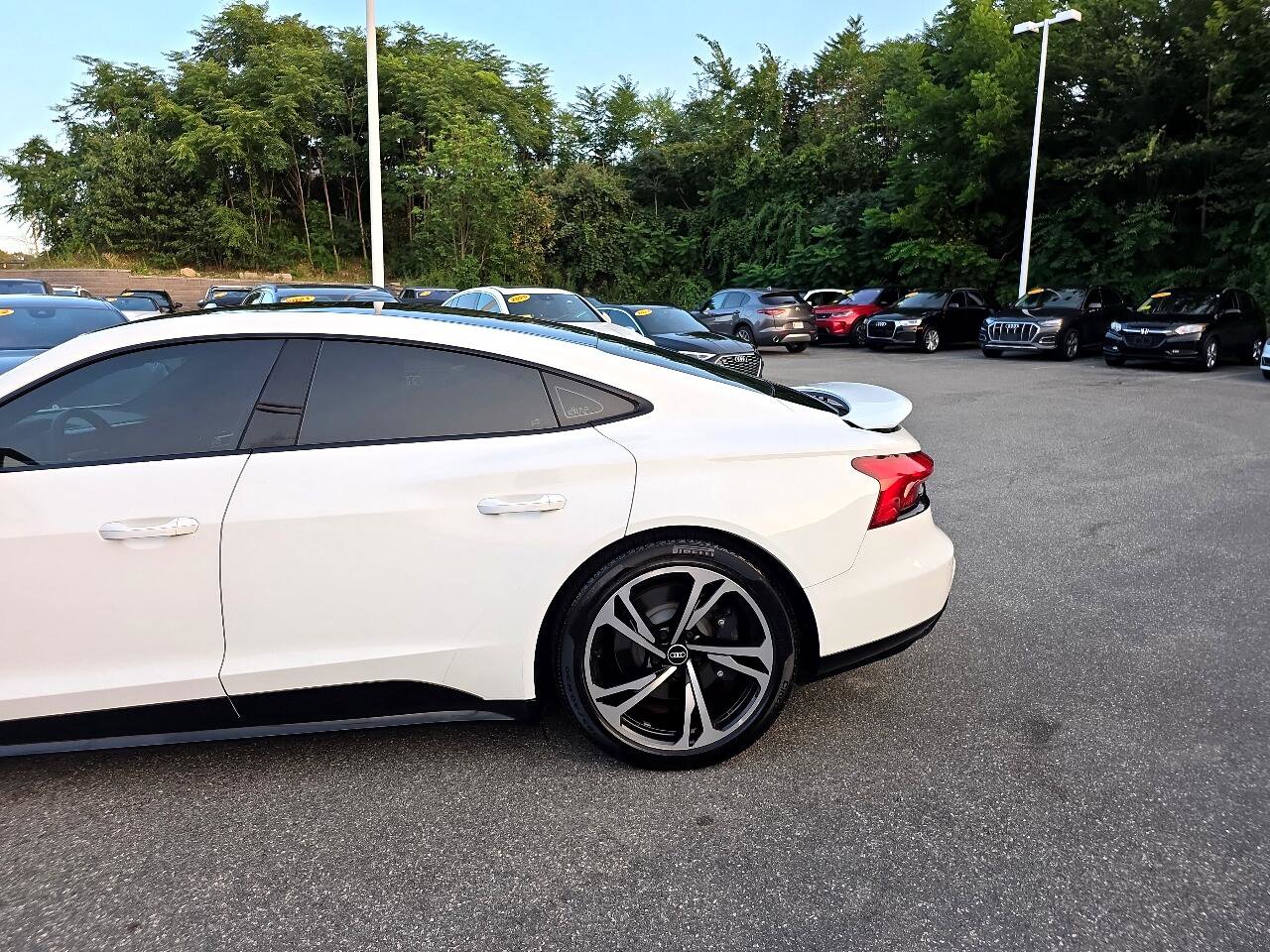 Used 2022 Audi e-tron GT Premium Plus w/ Performance Package image 96