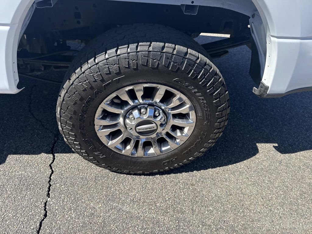 Used 2021 Ford F250 XLT w/ XLT Premium Package AWD/4WD image 11