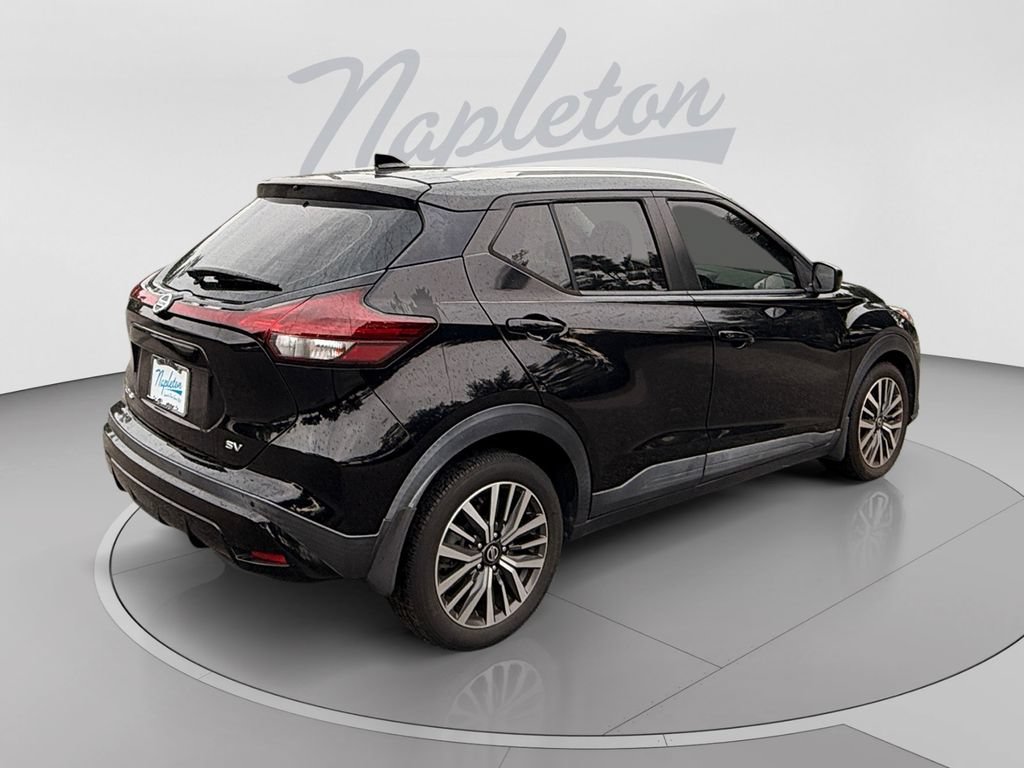 Used 2021 Nissan Kicks SV FWD image 6