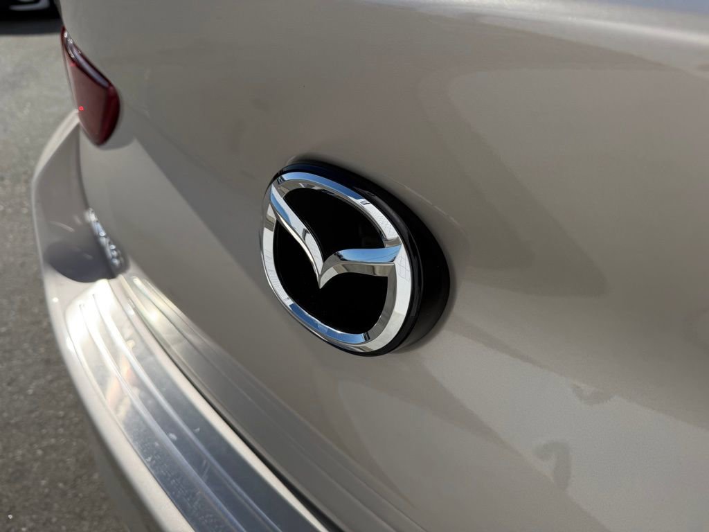 Certified 2025 MAZDA MAZDA3 s image 11
