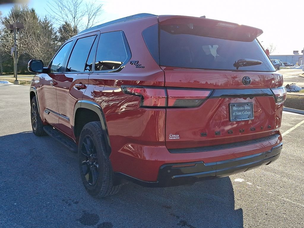 Used 2025 Toyota Sequoia Platinum image 8