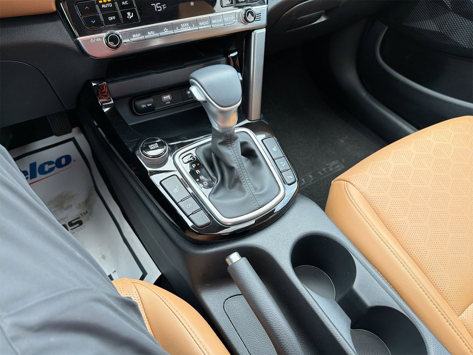 Used 2025 Kia Seltos EX w/ EX Sunroof Package image 15