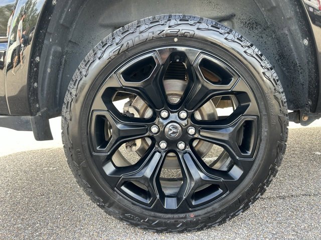 Used 2020 RAM 1500 Limited w/ Black Appearance Package image 9