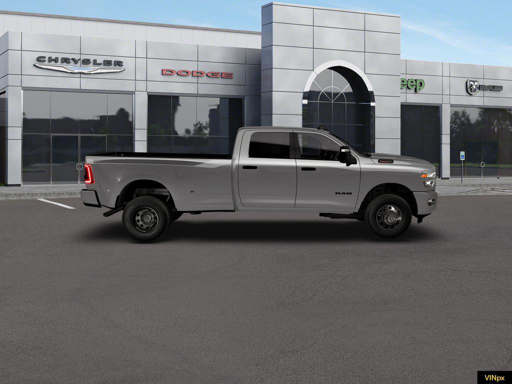 New 2026 RAM 3500 Big Horn AWD/4WD image 9