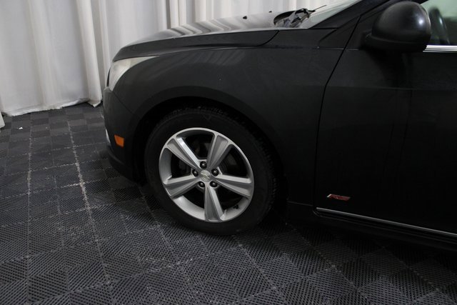 Used 2014 Chevrolet Cruze LT w/ Sun, Sound and Sport Package image 7