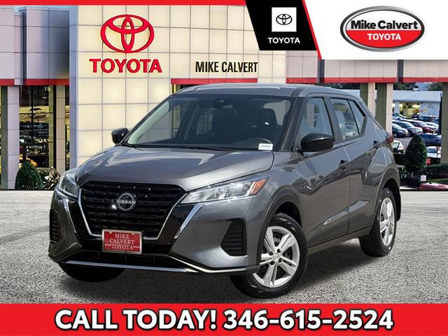 Used 2024 Nissan Kicks S FWD image 1
