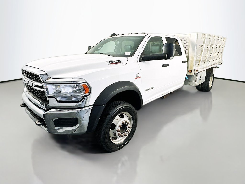 Used 2021 RAM 5500 Tradesman w/ Chrome Appearance Group AWD/4WD image 3