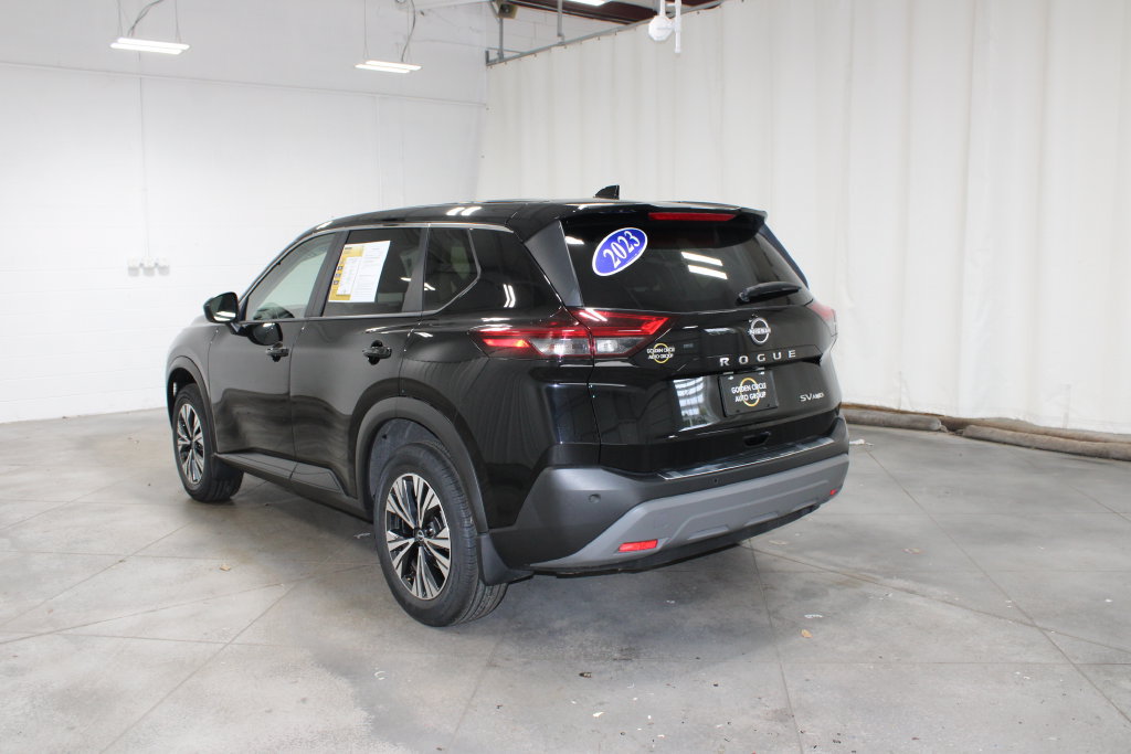 Used 2023 Nissan Rogue SV AWD/4WD image 7
