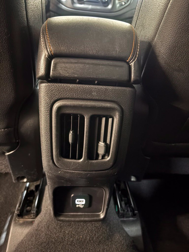 Used 2018 Jeep Compass Latitude AWD/4WD image 18