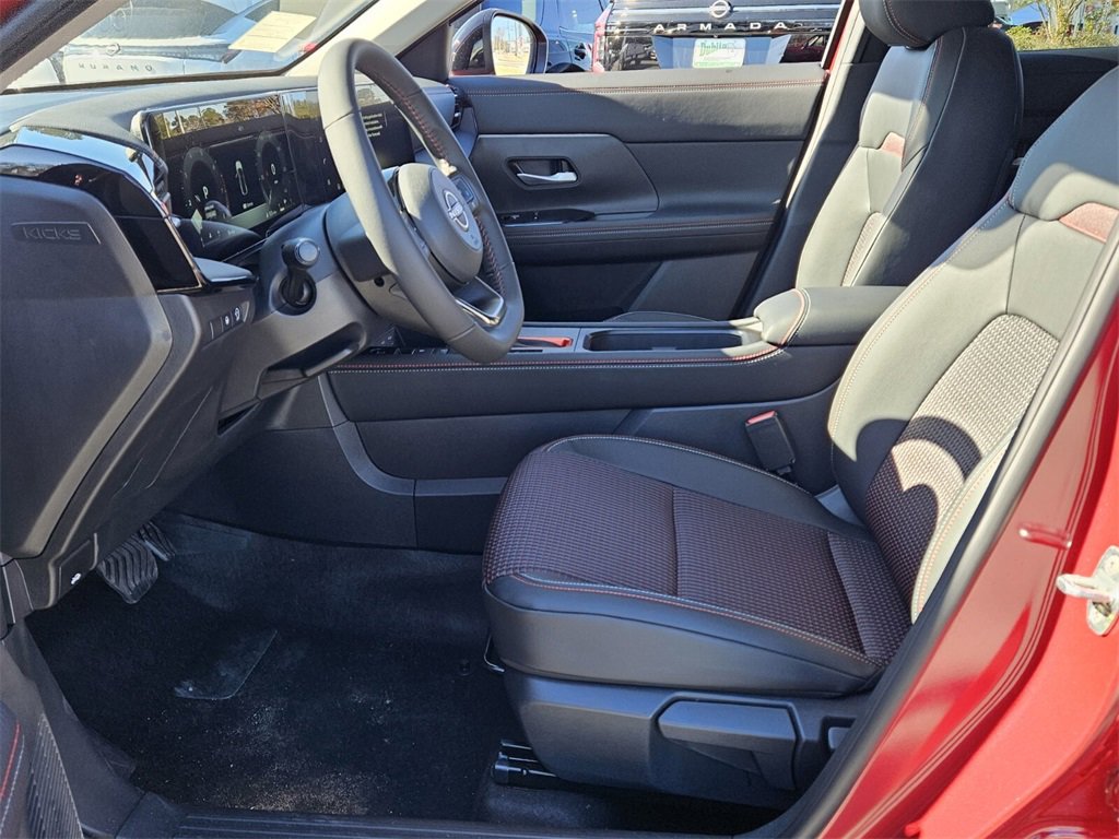 New 2026 Nissan Kicks SR w/ Cold Weather Package image 3