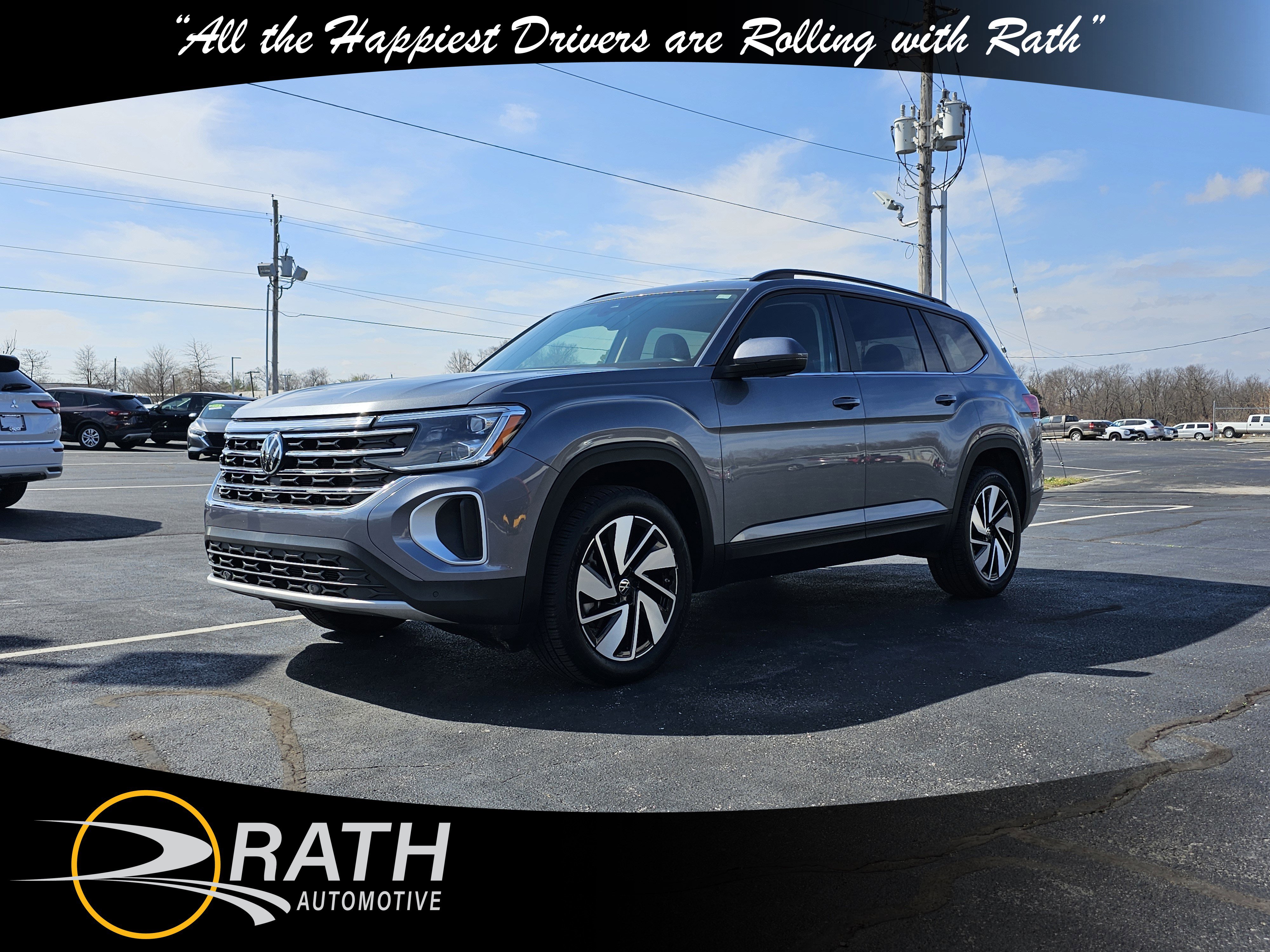 Used 2025 Volkswagen Atlas SE image 1