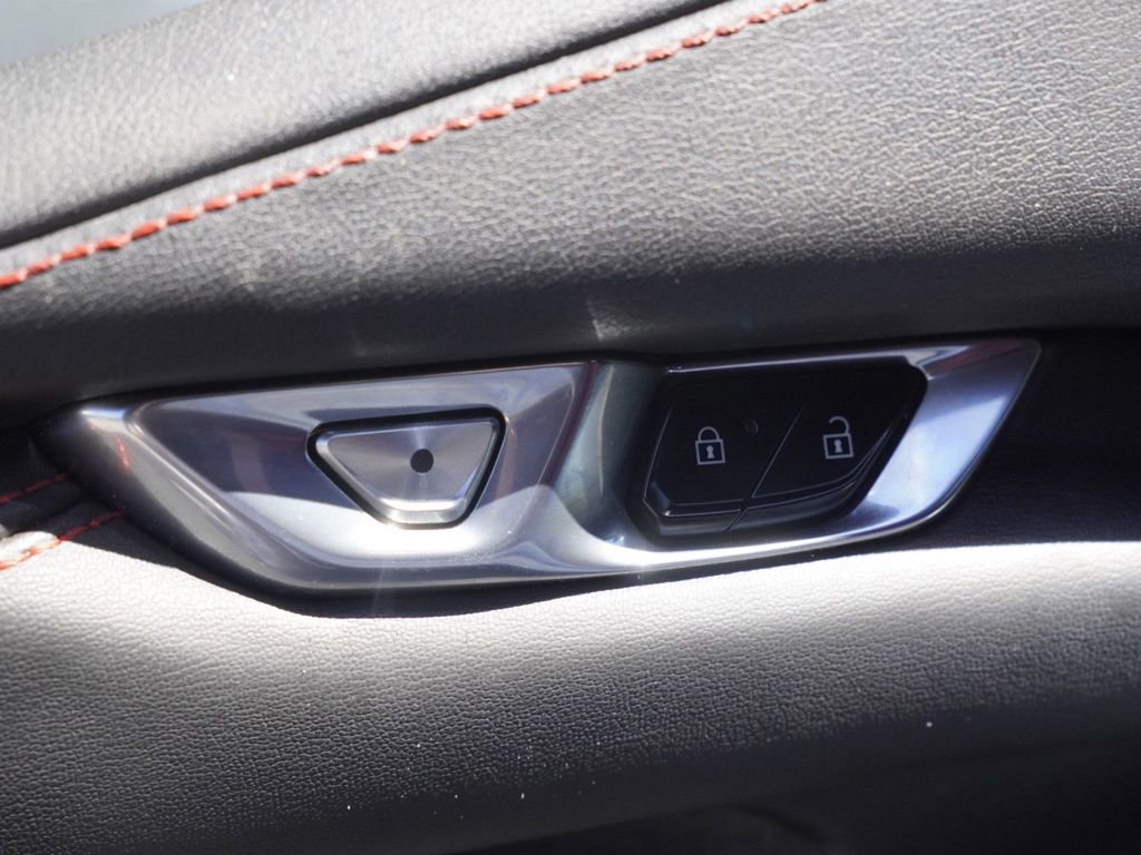 Used 2021 Chevrolet Corvette Stingray Coupe w/ 1LT image 12