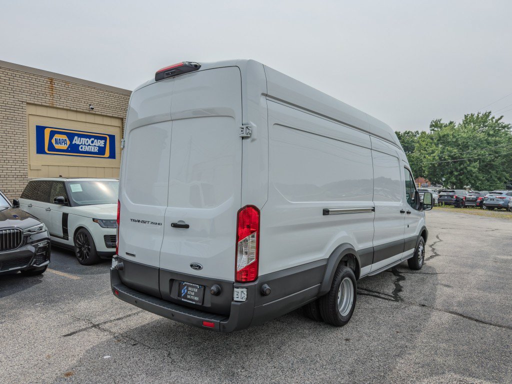Used 2018 Ford Transit 350 148 High Roof Extended DRW RWD image 8