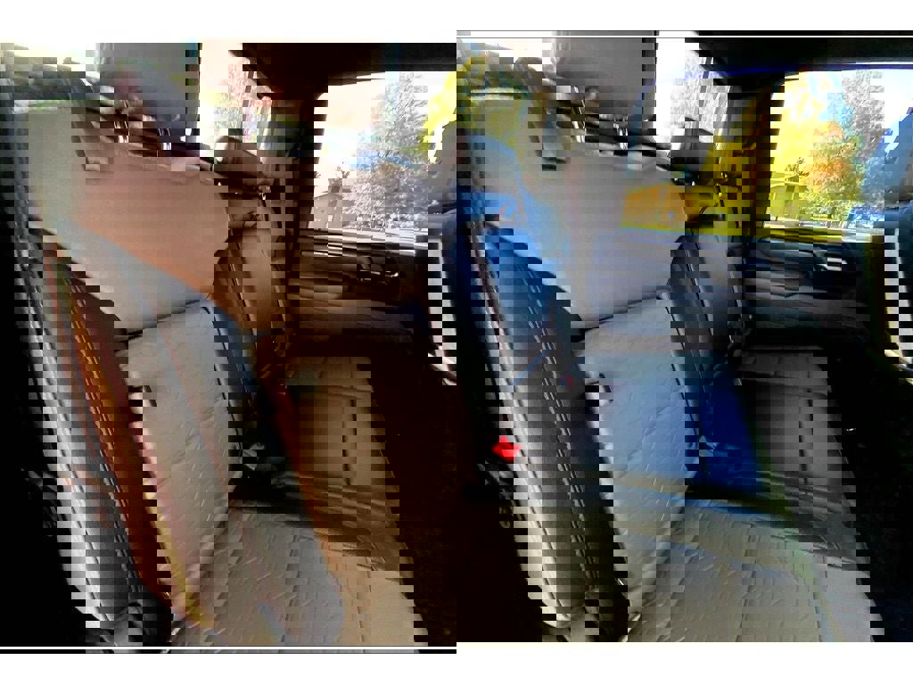 Used 2024 Chevrolet Silverado 2500 ZR2 w/ Technology Package image 29