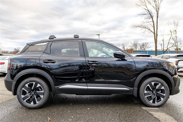 New 2026 Nissan Kicks SV w/ Charging Package image 4