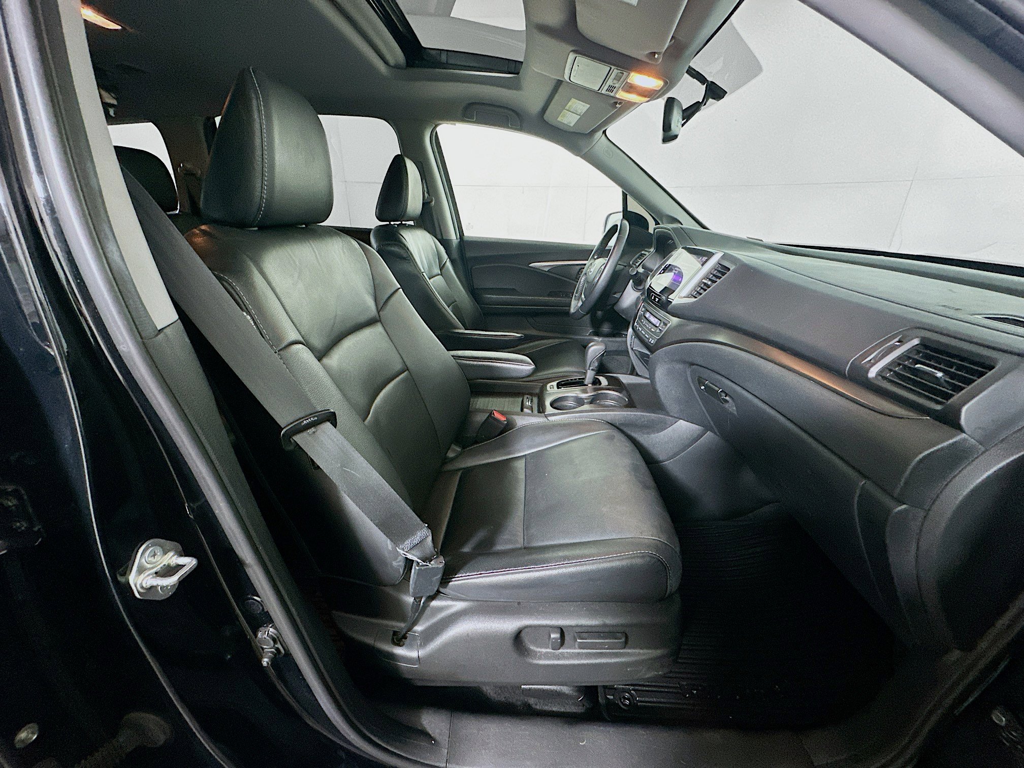 Used 2017 Honda Pilot EX-L image 33