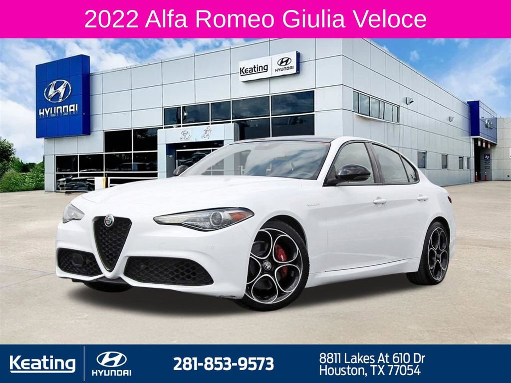 Used 2022 Alfa Romeo Giulia Veloce RWD image 1
