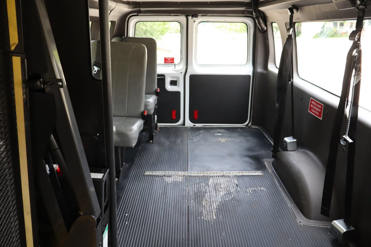 Used 2012 Ford E-350 and Econoline 350 Extended Super Duty w/ PWR Group RWD image 28