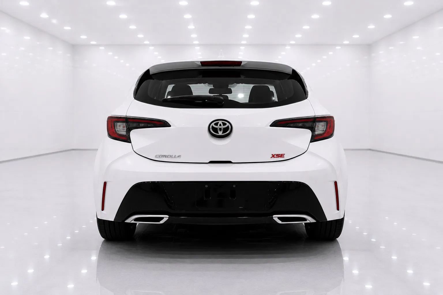 Used 2024 Toyota Corolla XSE FWD image 4
