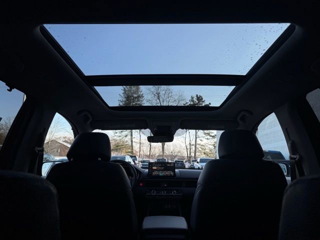New 2025 Honda Pilot Touring image 26