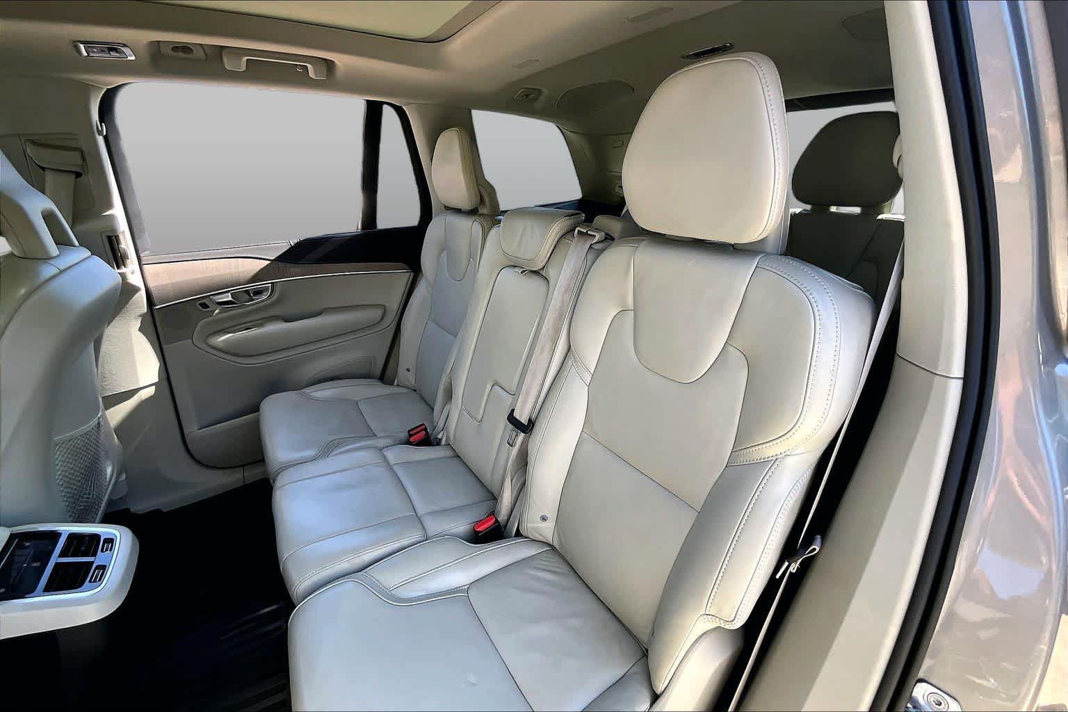 Used 2021 Volvo XC90 T6 Inscription w/ Advanced Package AWD/4WD image 21