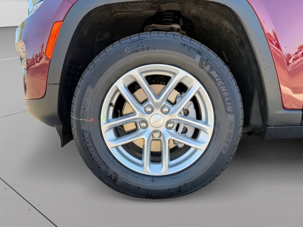 New 2026 Jeep Grand Cherokee Laredo X RWD image 7
