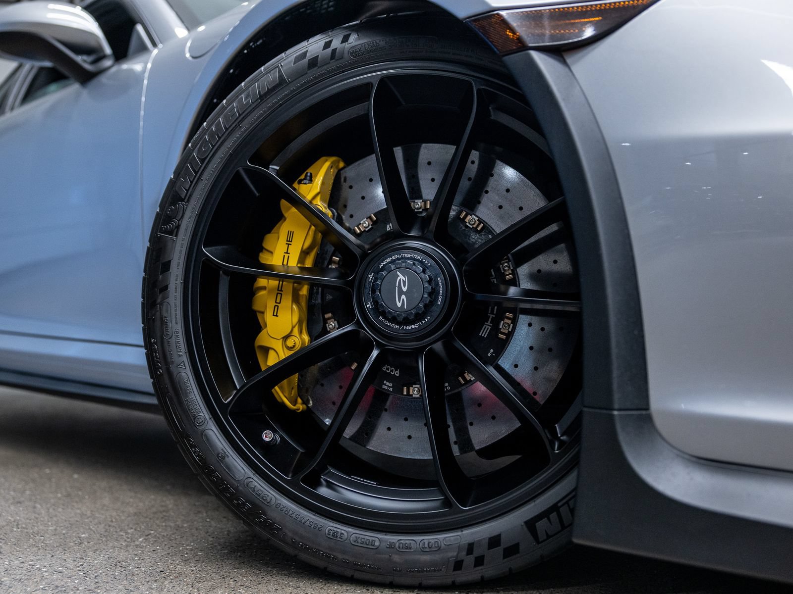 Certified 2016 Porsche 911 GT3 RS RWD image 12